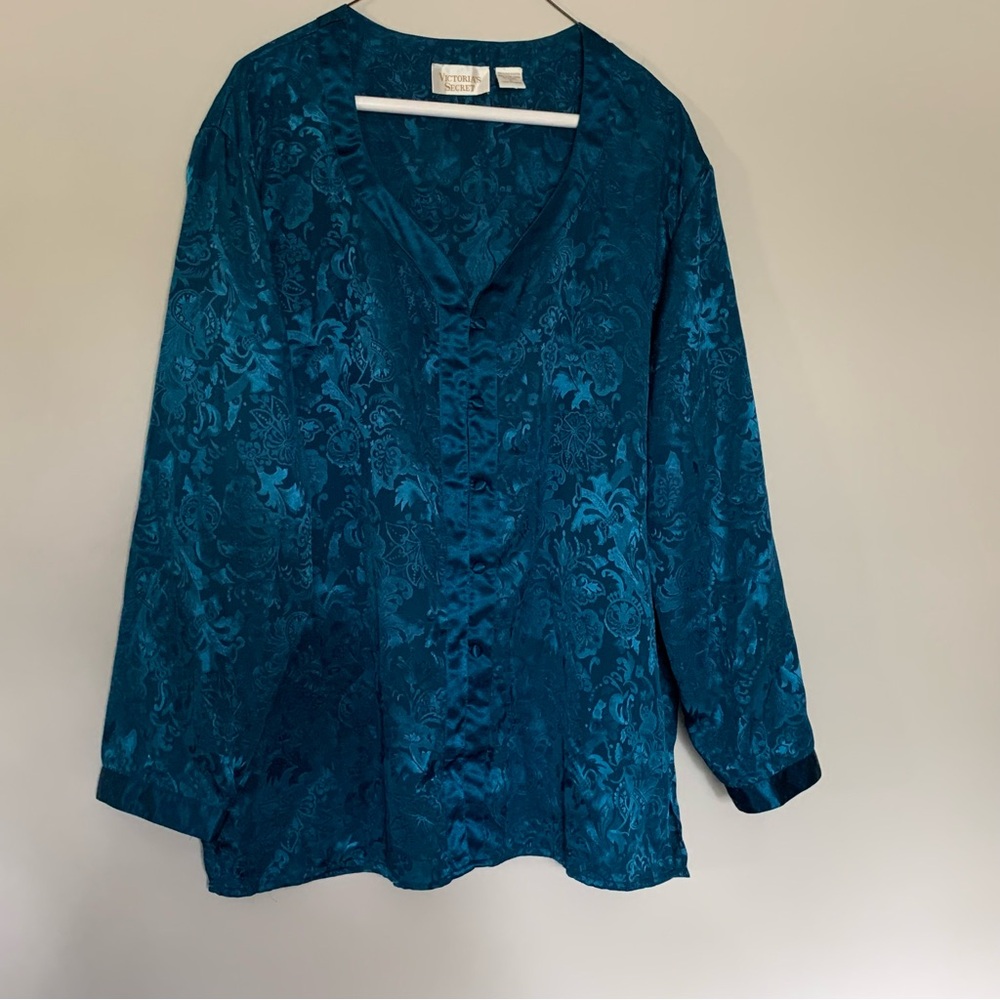 VINTAGE Victoria’s Secret Gold Label Pajama/Sleepwear/ Lounge Top SIZE M